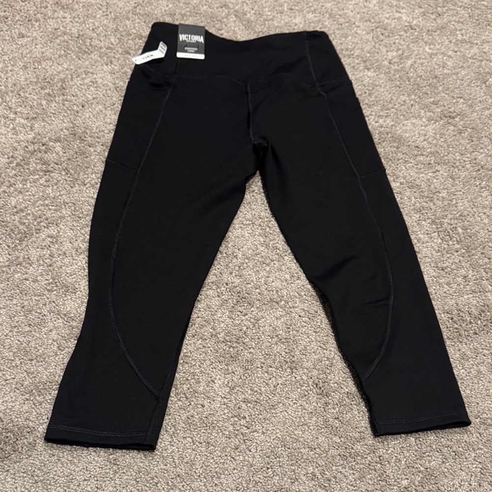 Victoria's Secret Sport Black Capri Leggings
